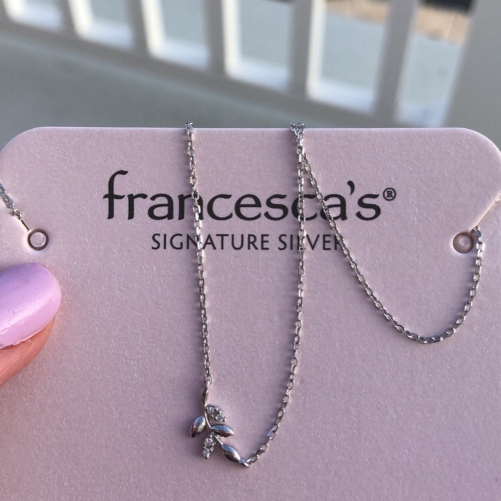 NEW Francescas Silver Leaf Pendant Necklace